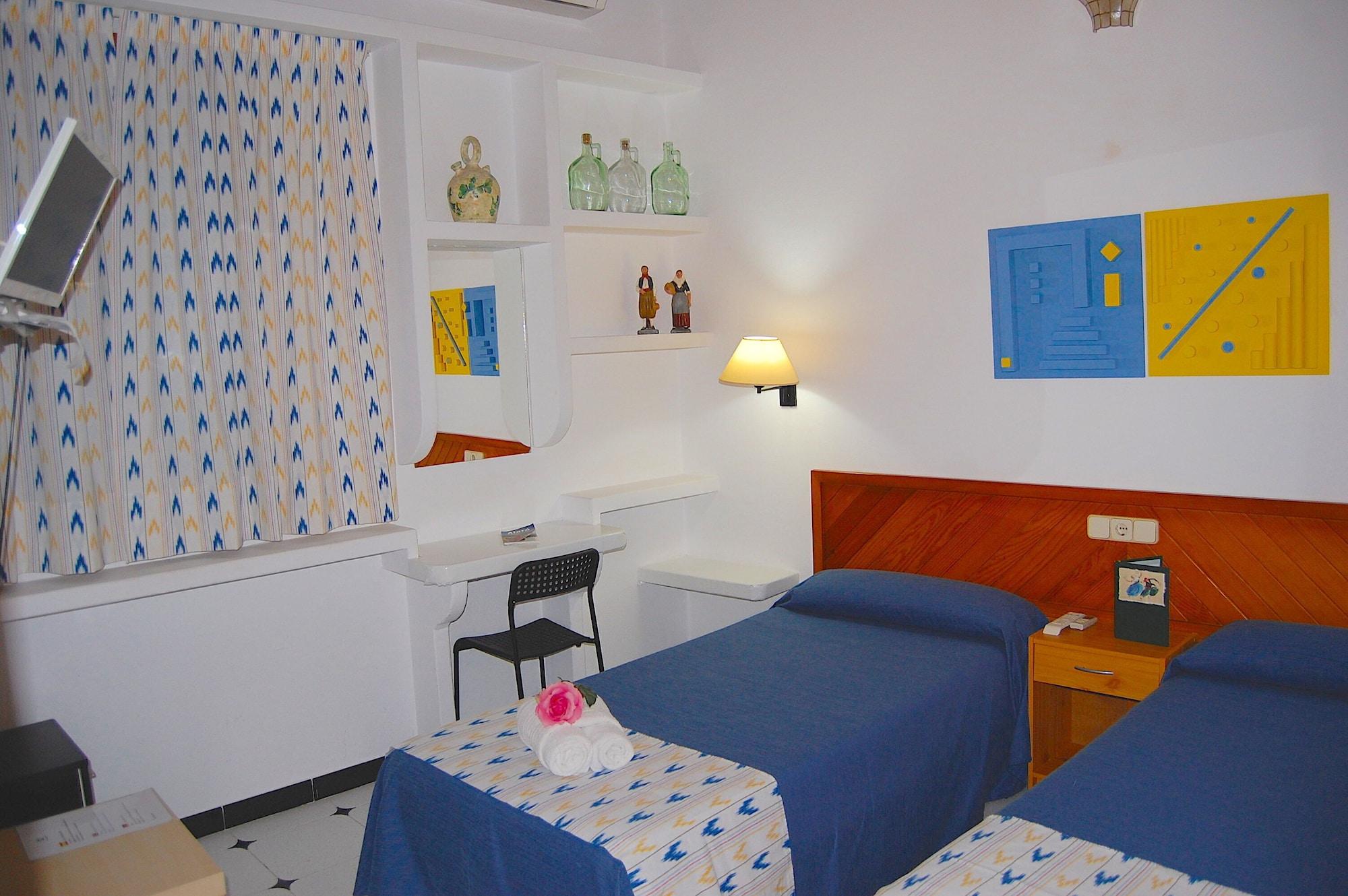 Hostal Ca'N Tiu Alaro Exterior photo